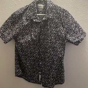 good fellow flower patterned button up